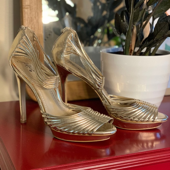 Strappy Gold Heels - Picture 6 of 6